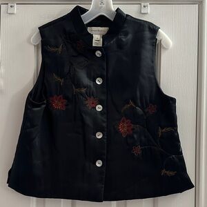 Vintage Black Floral Embroidered Silk Vest Women’s M Romantic Whimsical Y2K